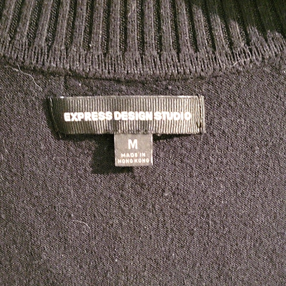 Express Studio Athletic Bodycon Black Crop Top - Size M - Picture 4 of 7